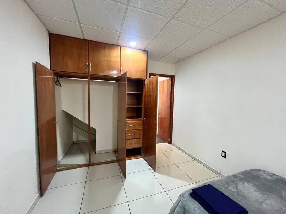 Habitacion En El Corazon Del Angel De La Independiente メキシコシティ エクステリア 写真